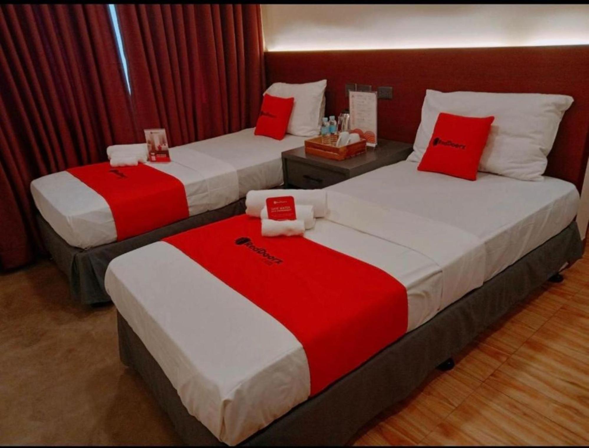 Reddoorz Plus @ Toshiko Boutique Hotel Koronadal City Exterior photo